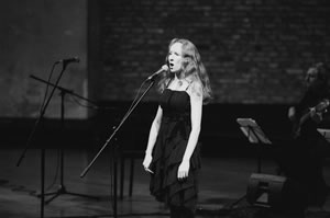 Konzert der Krakauer PIWNICA POD BARANAMI im Wiener ODEON Theater